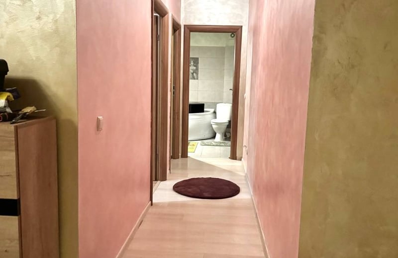 Alquiler de un amplio apartamento de 3 habitaciones, 72 m², Bucarest, Rumanía